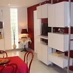 Clos L'oustal * Labastide-de-Virac