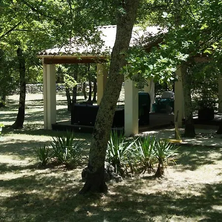 Clos L'oustal Ferienhaus